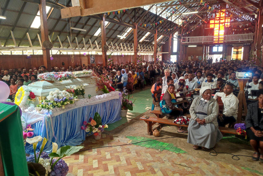 kurtz burial maciolek02