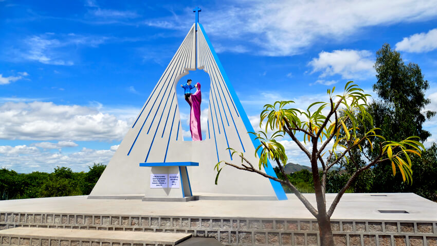 “Matka Słowa i Matka wiary” - maryjne wezwania na czas kryzysu