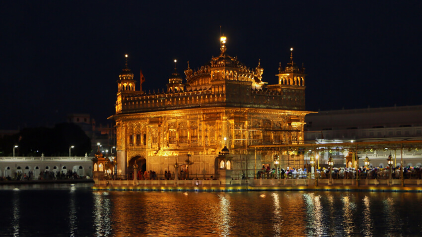 Dialog czy przepowiadanie? Działalność misyjna Kościoła w kontekście dialogu międzyreligijnego