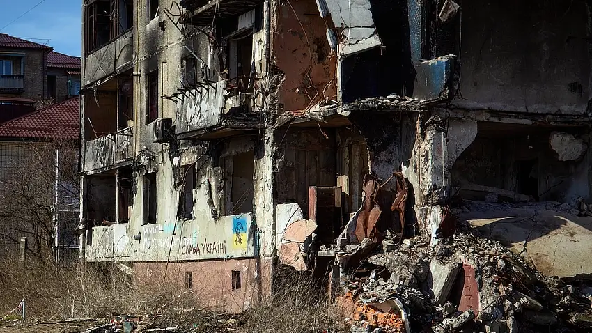 Wpływ rosyjskiej agresji na prawną i faktyczną sytuację organizacji religijnych w Ukrainie (według raportów IRS)