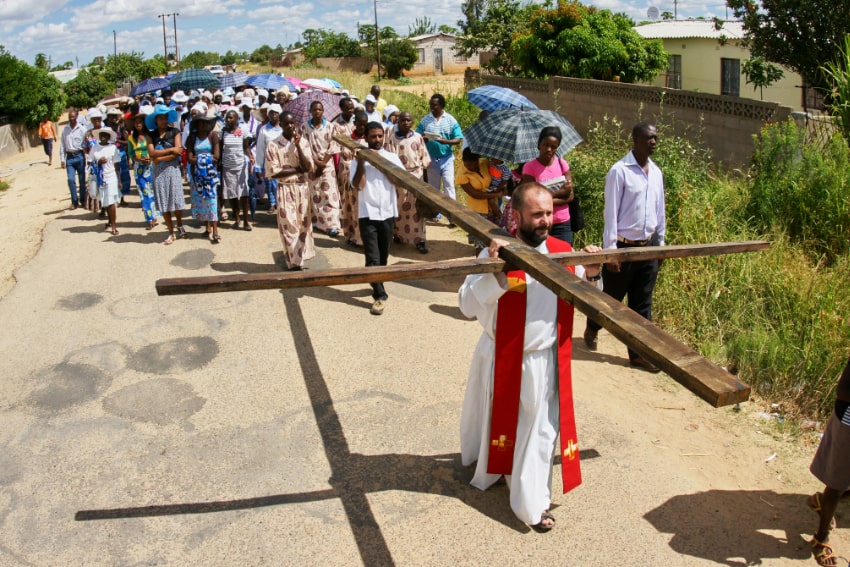 Poszukujemy nowych ścieżek