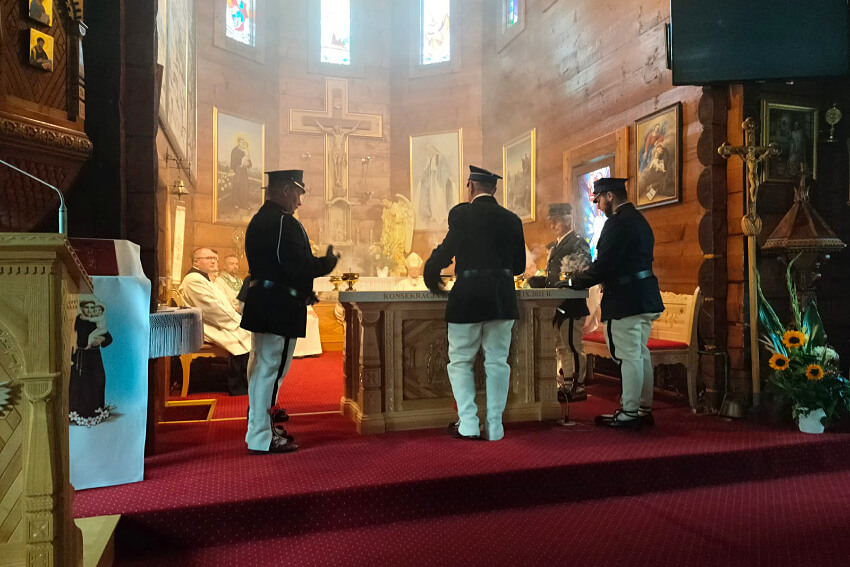 Konsekracja kościoła w Brzegach