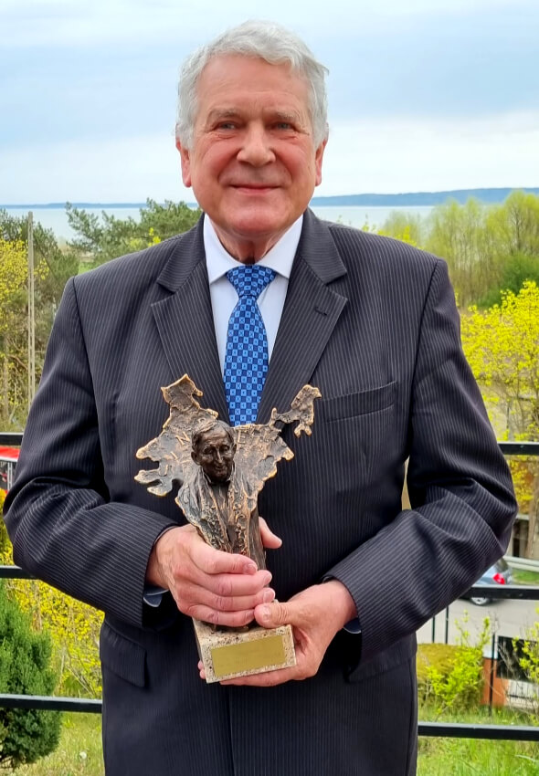 nagr zelaz2022 02 tinified