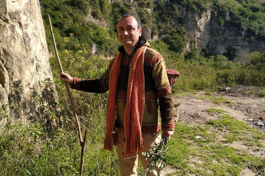 rroberto duarte svd 850px 02