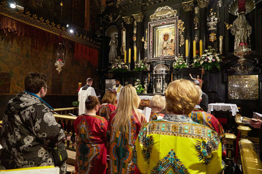 Wdzięczni i posłani. Podsumowanie XII Czuwania Modlitewnego Rodziny Arnoldowej