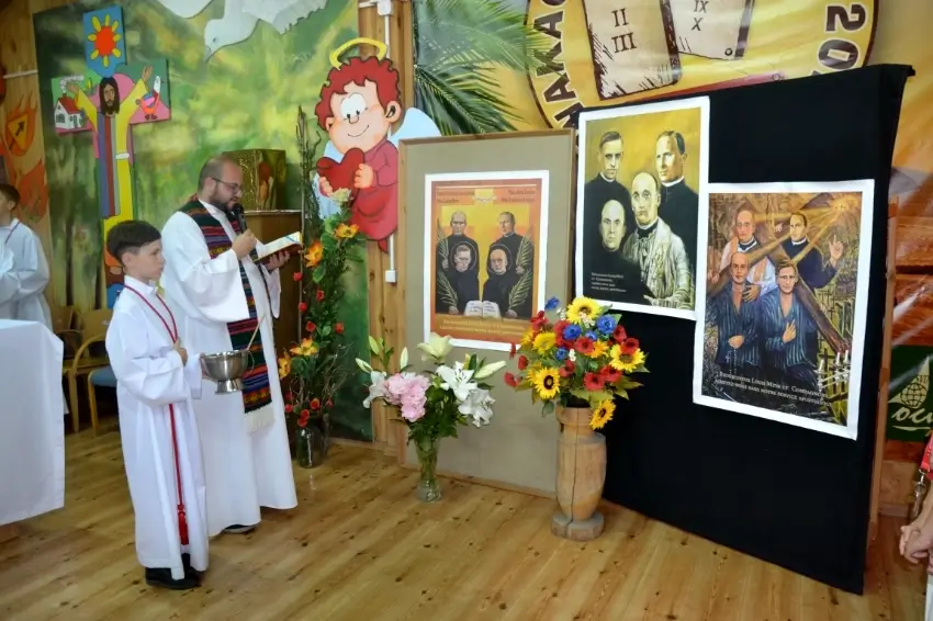 Zakończenie „Wakacji z Misjami” i poświęcenie obrazów