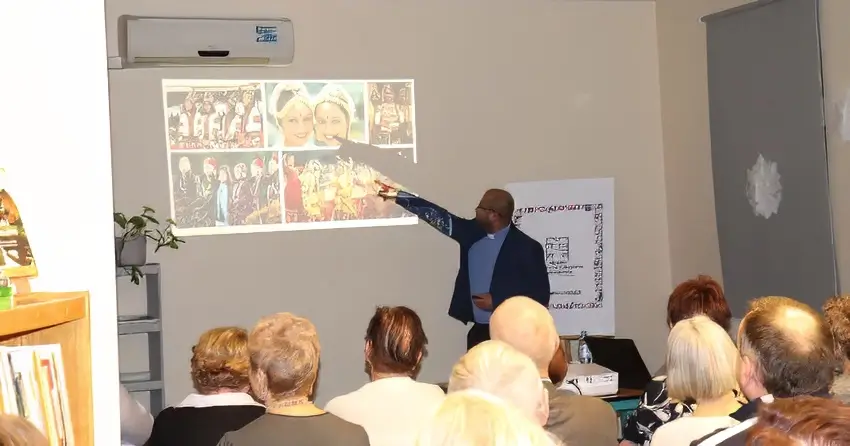 indie braniewo biblioteka02