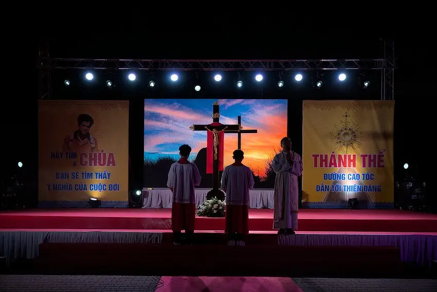 kongr wietn01mayanhluu