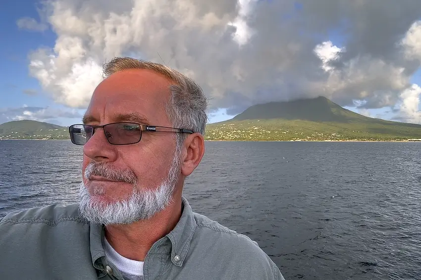 Panele słoneczne dla parafii na Nevis 